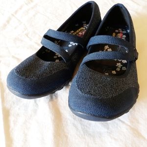 Womens Skechers Shoes